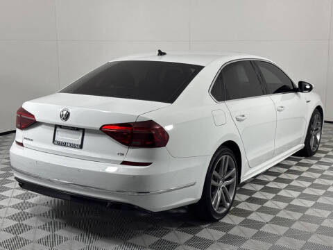 2019 Volkswagen Passat SE R-Line