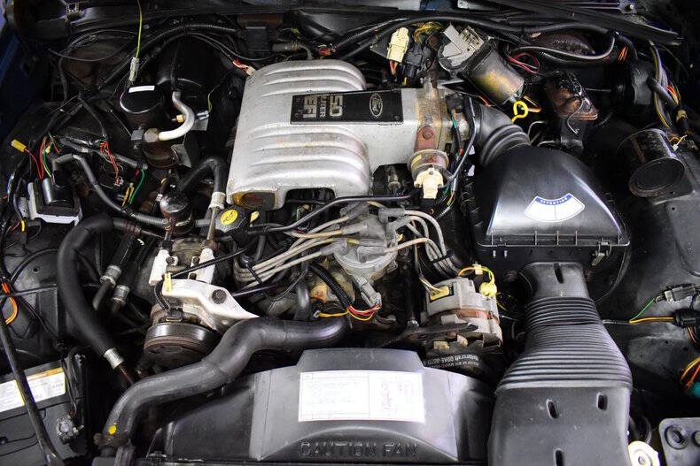 1986 Ford LTD Crown Victoria