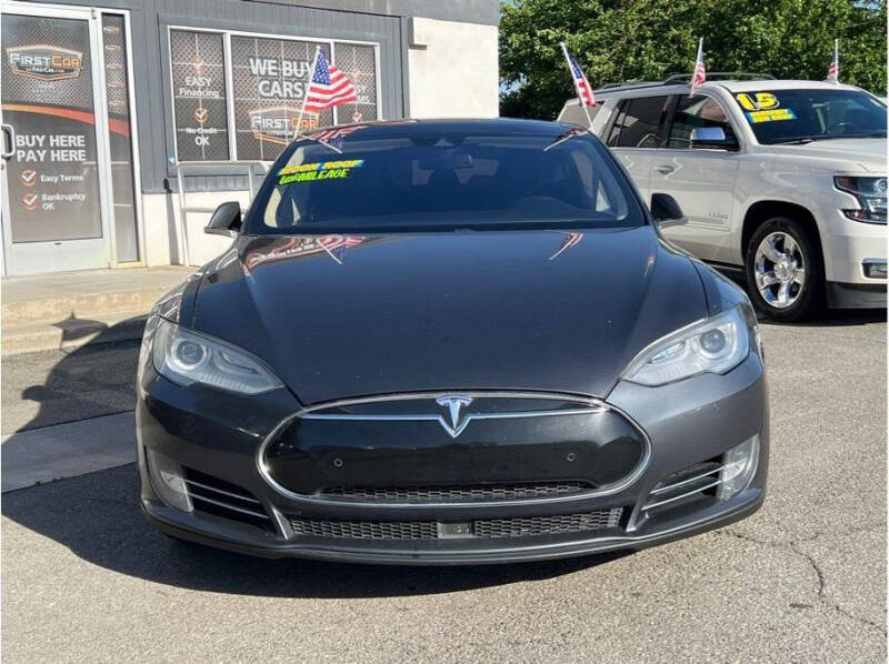 2015 Tesla Model S