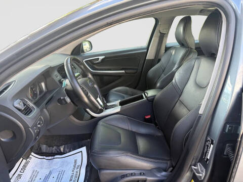 2017 Volvo S60 T5 Dynamic