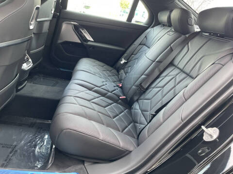 2026 BMW 7 Series 750e xDrive