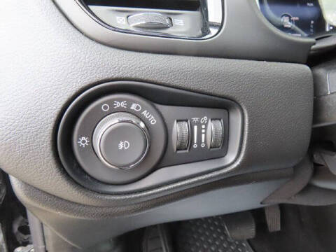 2022 Jeep Renegade Altitude