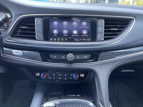 2023 Buick Enclave Premium