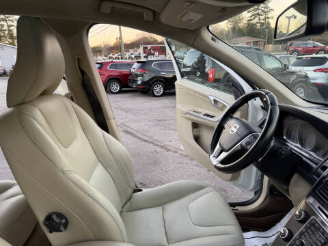 2015 Volvo XC60 T6 Platinum