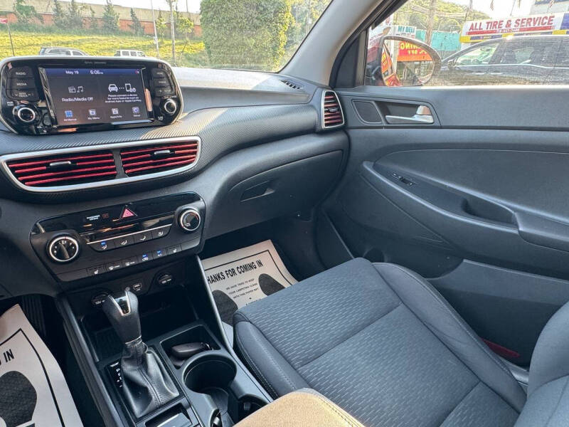 2019 Hyundai Tucson Value - Photo 17