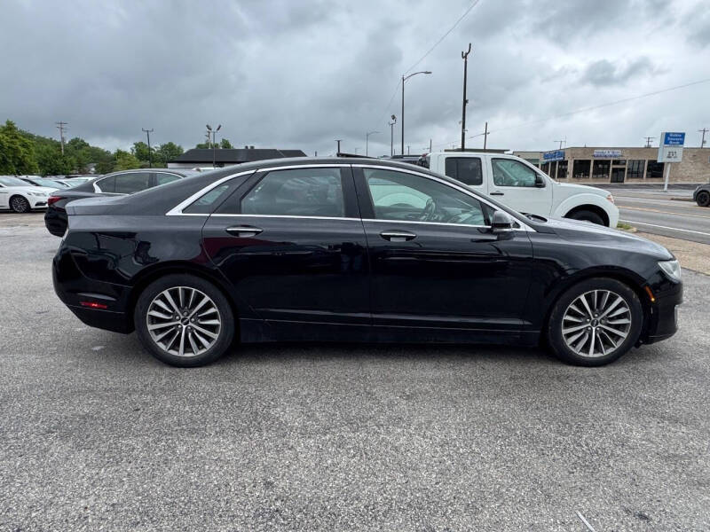 2018 Lincoln MKZ Select