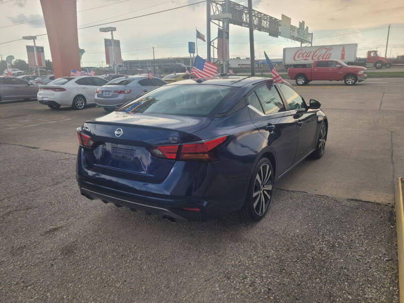 2019 Nissan Altima 2.5 SR