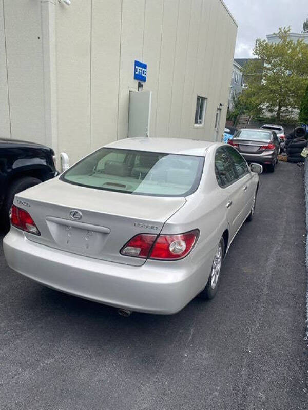 2004 Lexus ES 330