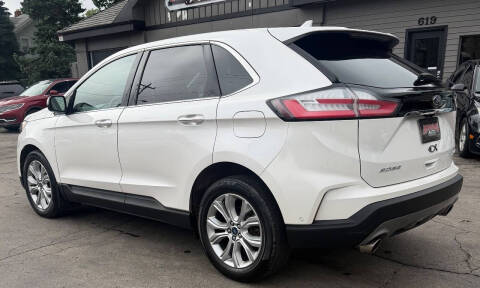 2019 Ford Edge Titanium
