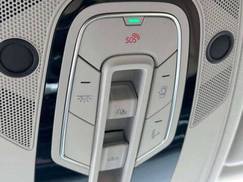 2023 Audi Q8 quattro Prestige 55 TFSI