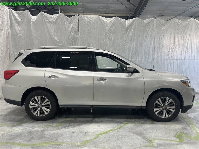 2020 Nissan Pathfinder S