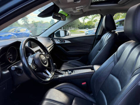 2018 Mazda MAZDA3 Touring
