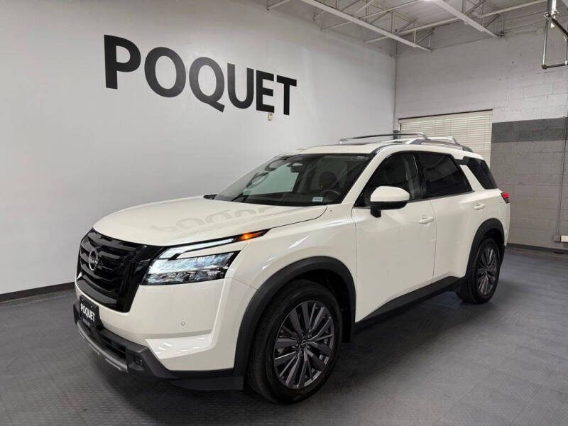 2023 Nissan Pathfinder SL
