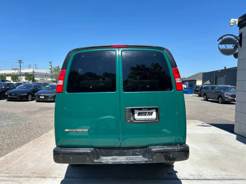 2019 Chevrolet Express LS 3500