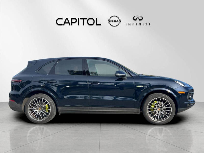 2023 Porsche Cayenne