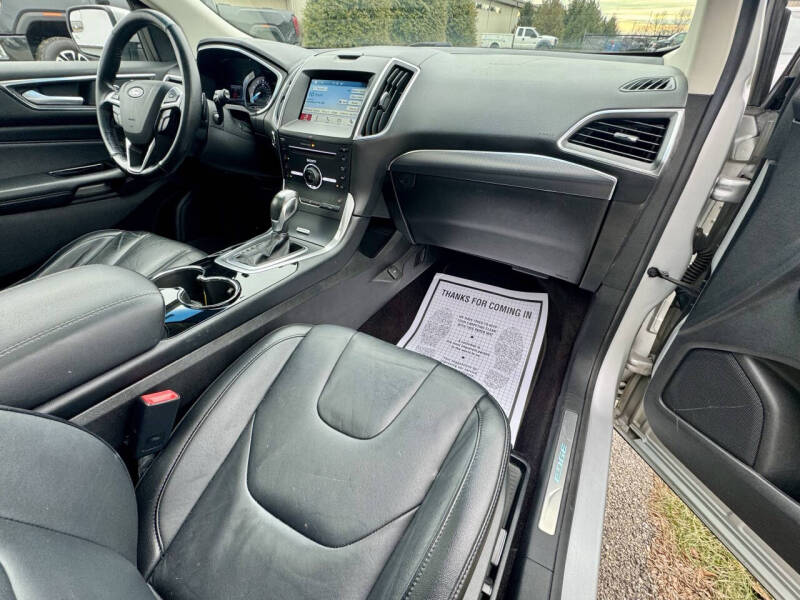 2016 Ford Edge Titanium