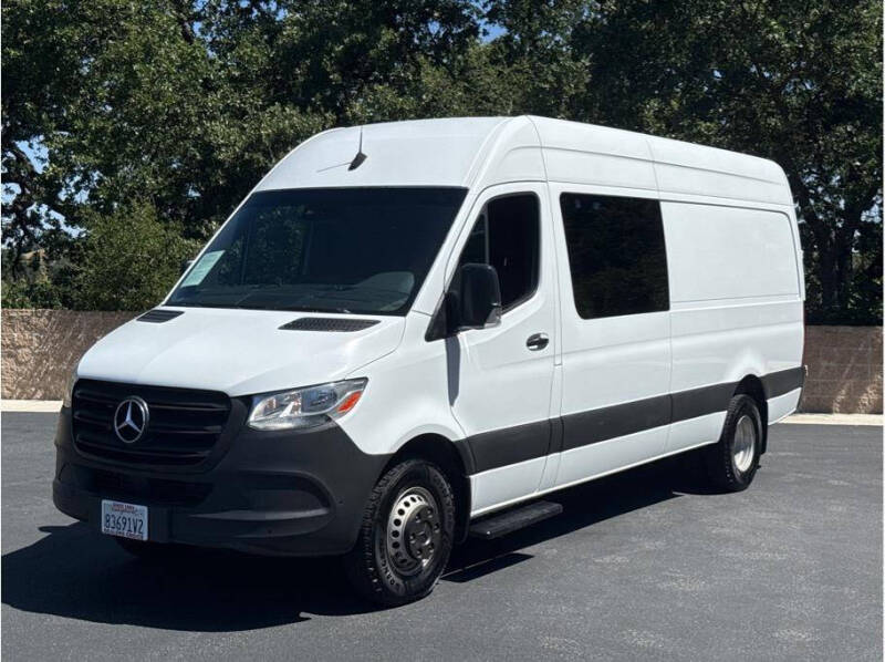 2019 Mercedes-Benz Sprinter 3500 170 WB High Roof's photo