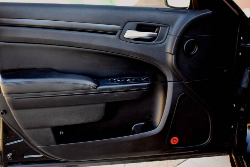 2015 Chrysler 300 Limited