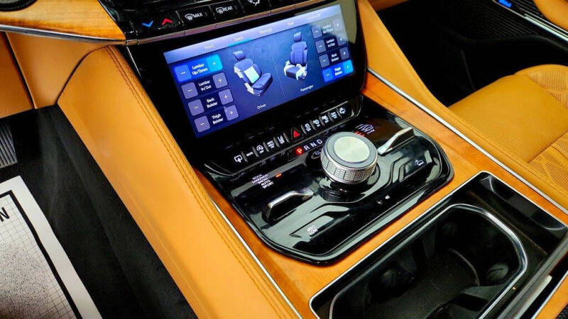 2023 Jeep Grand Wagoneer Series III