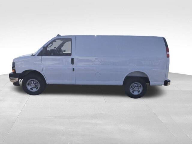 2026 Chevrolet Express 2500