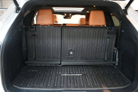 2022 Toyota Highlander Platinum