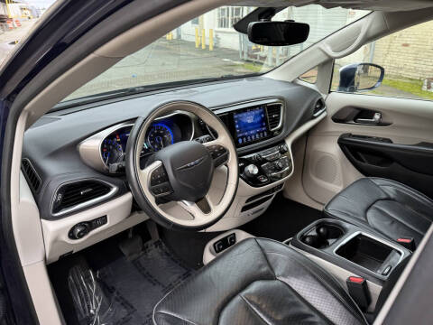 2017 Chrysler Pacifica Limited