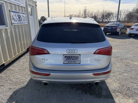 2011 Audi Q5 2.0T quattro Premium Plus