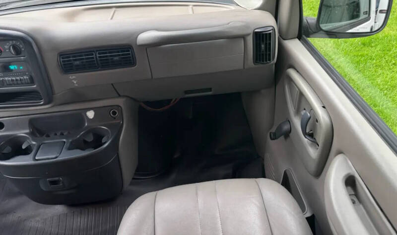 2000 GMC Savana G3500