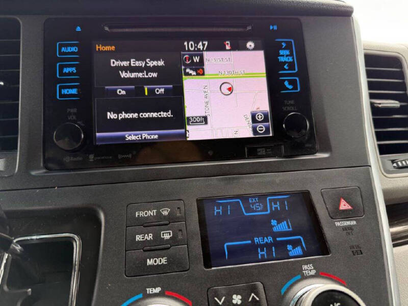 2017 Toyota Sienna XLE 7-Passenger