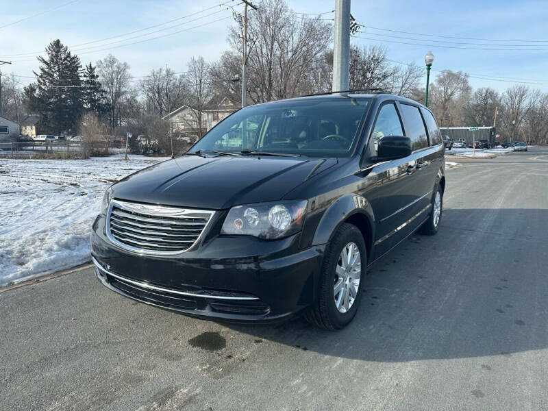 2015 Chrysler Town and Country for sale at ONG Auto in Farmington MN