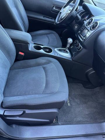 2014 Nissan Rogue Select S