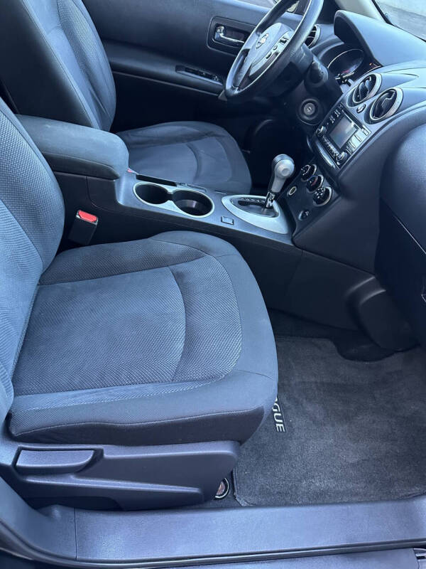 2014 Nissan Rogue Select S