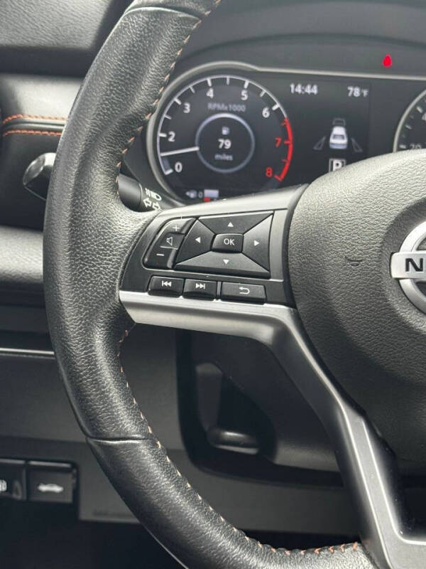 2021 Nissan Versa SR