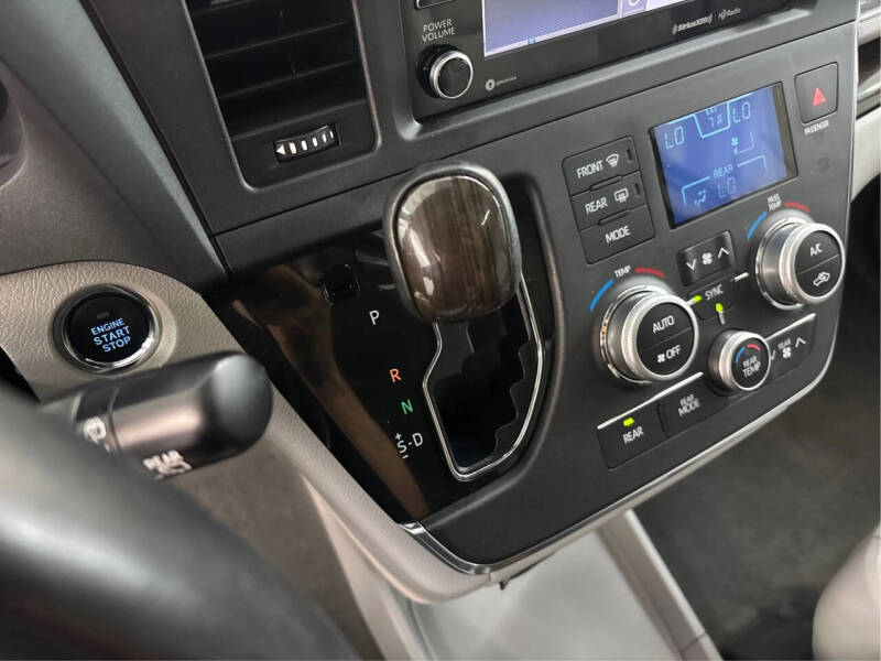 2018 Toyota Sienna