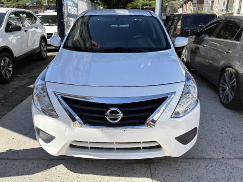 2017 Nissan Versa 1.6 SV
