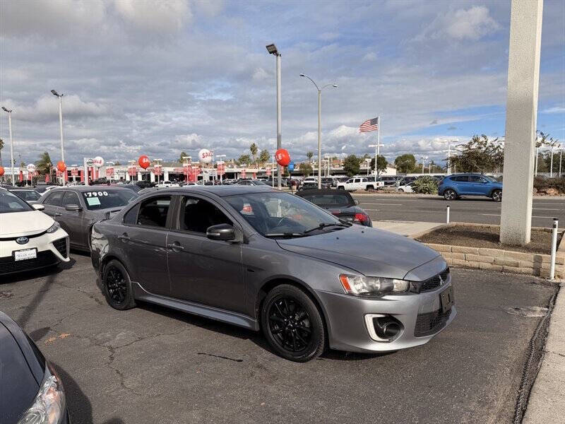 2017 Mitsubishi Lancer LE