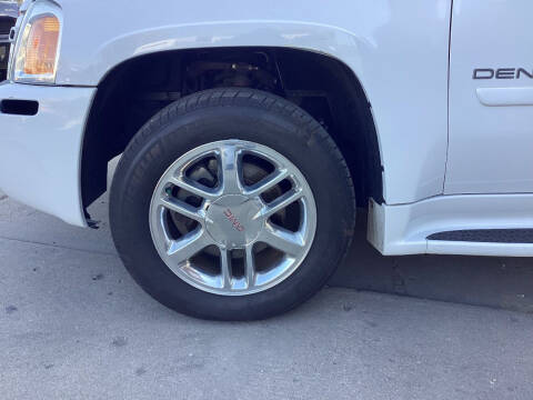 2006 GMC Envoy Denali