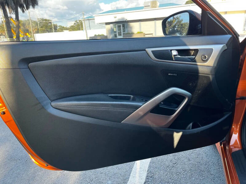 2016 Hyundai Veloster