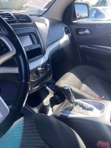 2012 Dodge Journey SE