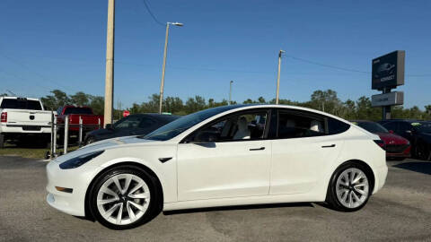 2021 Tesla Model 3 Standard Range Plus