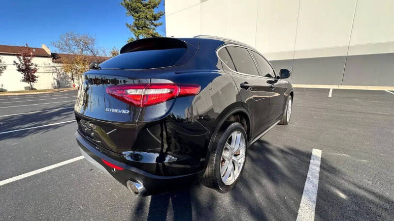 2018 Alfa Romeo Stelvio Ti