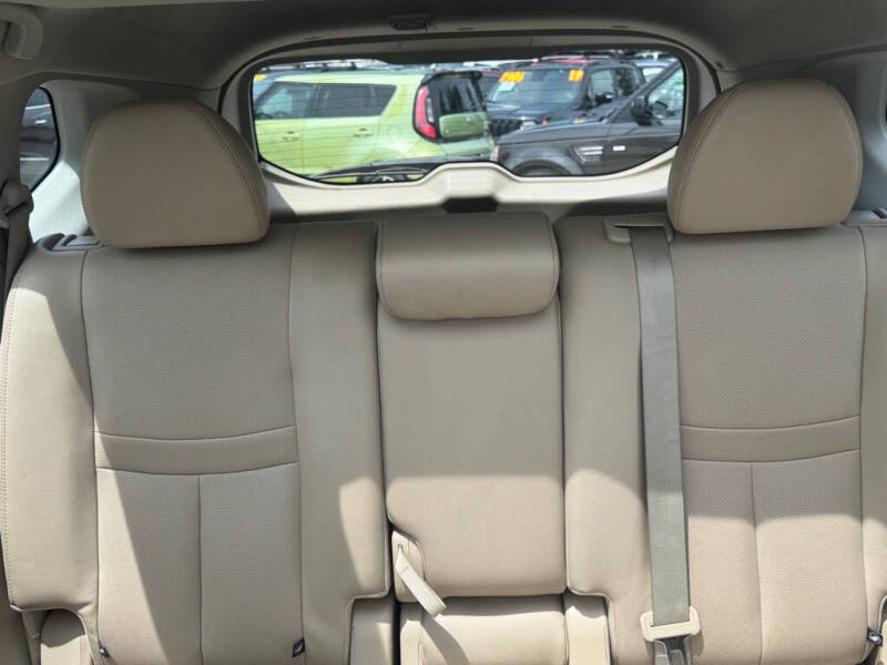 2016 Nissan Rogue S