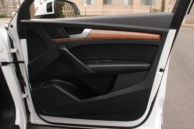 2021 Audi Q5 quattro Premium 45 TFSI