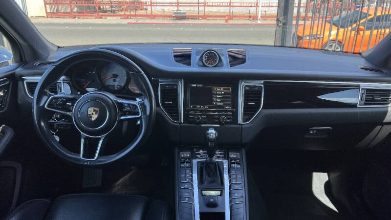2016 Porsche Macan S