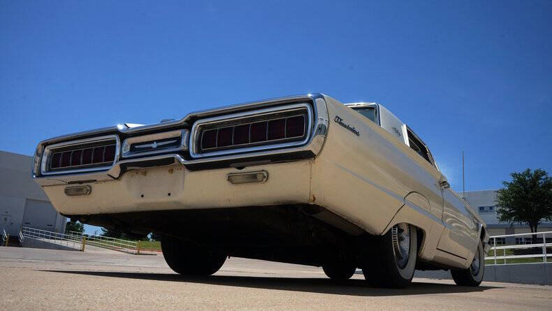 1965 Ford Thunderbird