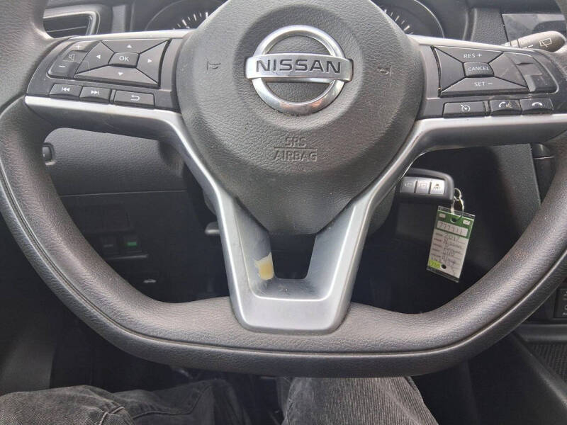 2017 Nissan Rogue S