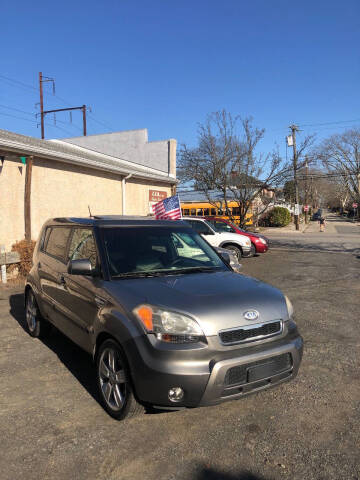 2011 Kia Soul +
