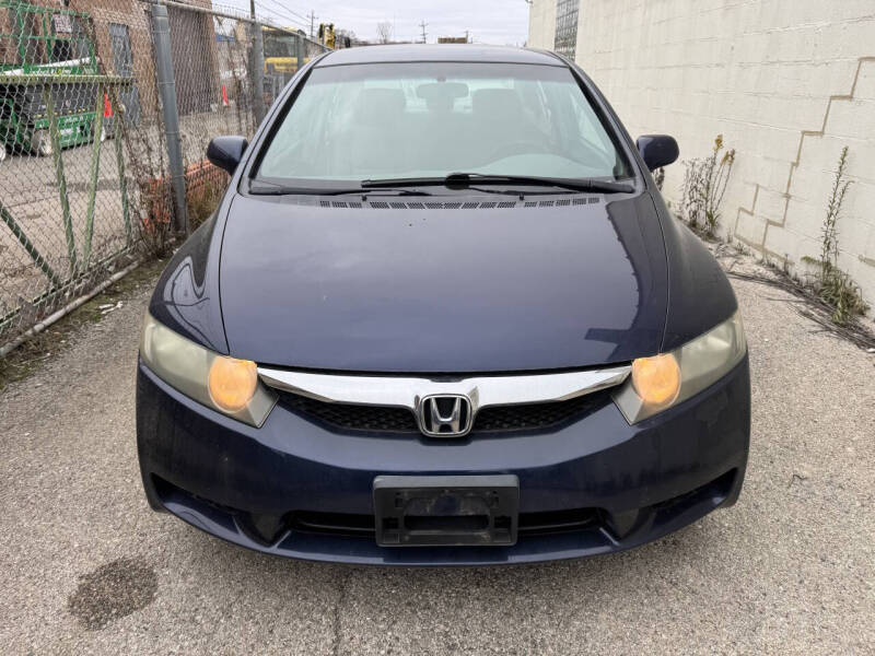 2010 Honda Civic LX photo 2