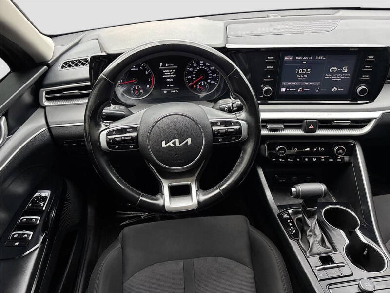 2022 Kia K5