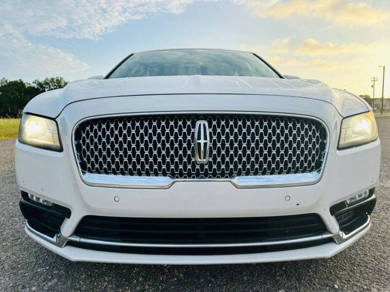 2018 Lincoln Continental Select